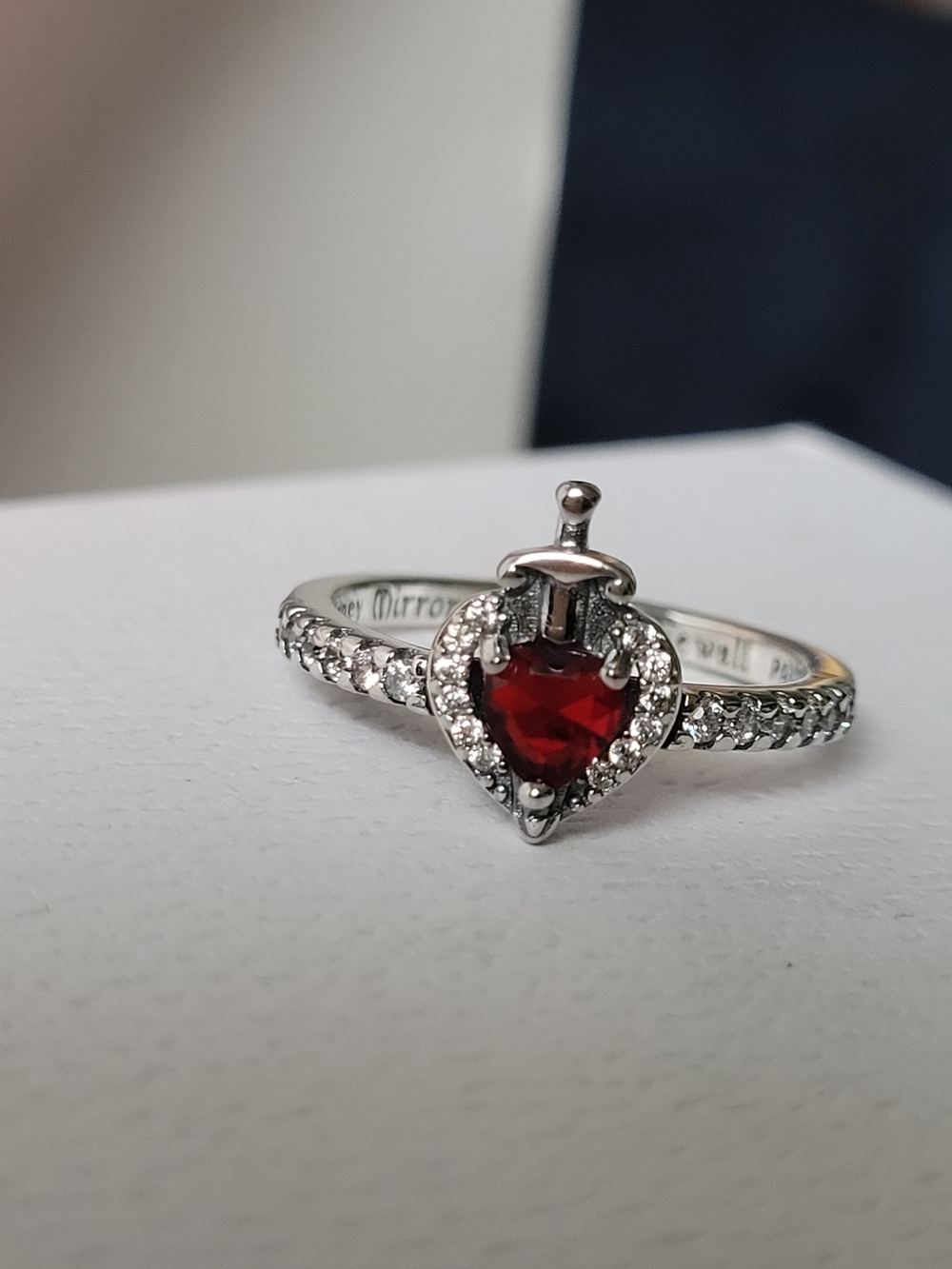 PANDORA Disney Villains Evil Queen Ring